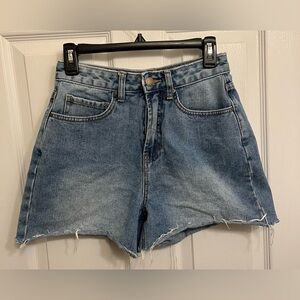 Billabong Women’s size 26 Light Blue Denim Shorts